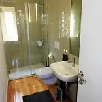 White Lotus Luxury 2br With Ac Downtown شقة *